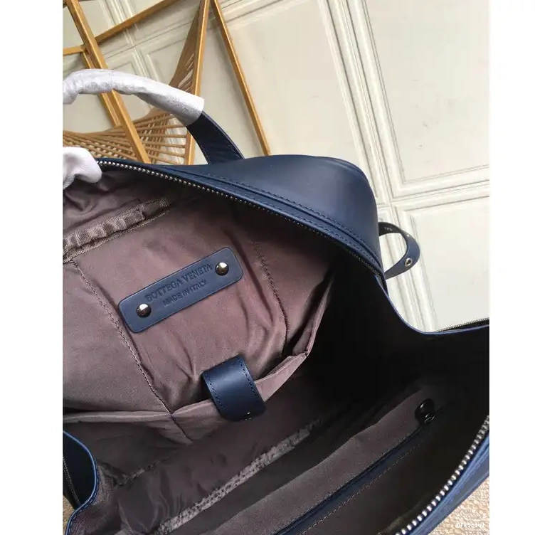 Official Brother Sam Bag 2108SF0220 Veneta Bottega 0523